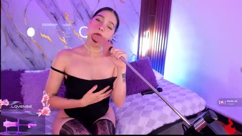 New girl Emily Valentina  Michelle online show from March 27, 8:42 pm