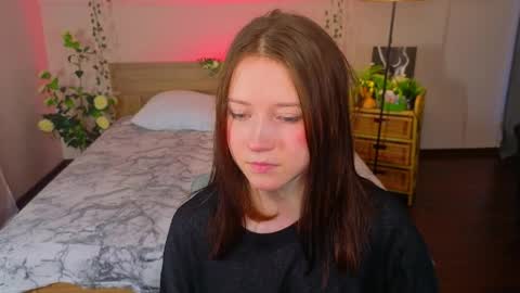 Molly online show from March 28, 10:26 am