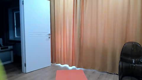 AngelMomm online show from October 16, 6:27 am