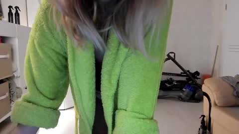 AngelMomm online show from February 28, 4:32 am