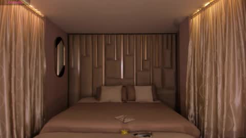 Molly Sunders online show from November 1, 11:58 am