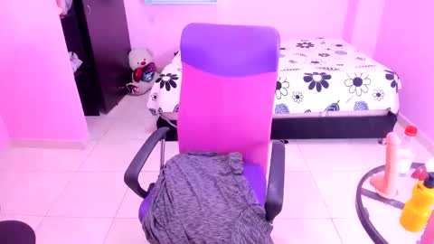 call me slut online show from October 4, 9:19 pm