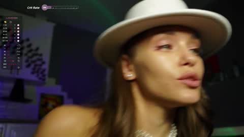 Monia Help me get 20000 subscribers online show from November 1, 6:01 pm