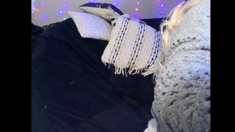 Monica online show from February 13, 2:20 pm