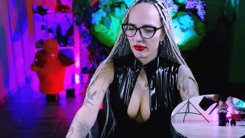 Monika online show from November 29, 10:52 am