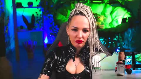 Monika online show from March 1, 11:50 am