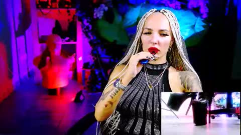 Monika online show from November 9, 12:45 pm