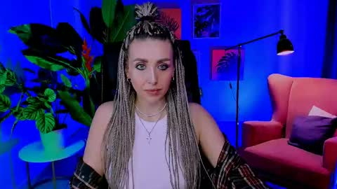 monicariley online show from May 5, 9:56 am