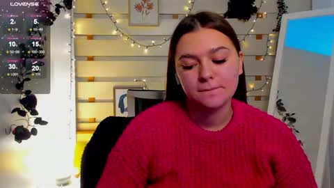 Monika online show from February 4, 2:20 pm