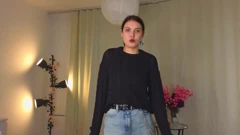 Jenny online show from November 13, 2:38 pm