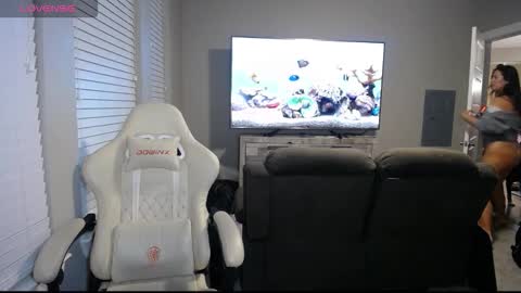 Lydia Mooney online show from October 22, 1:32 am