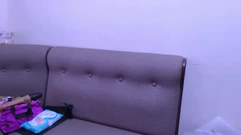 Monse online show from October 9, 8:51 am