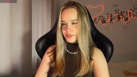 My name is Kira and I also like being called kitty online show from November 12, 8:45 am