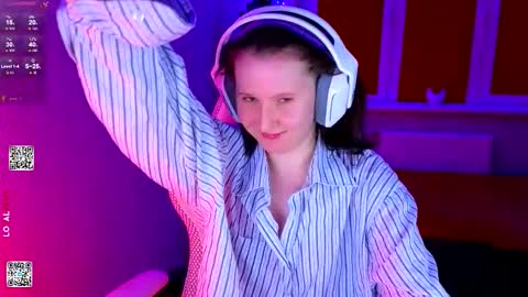 Lola online show from February 28, 7:46 pm