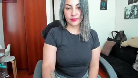 Luna online show from April 3, 9:02 pm