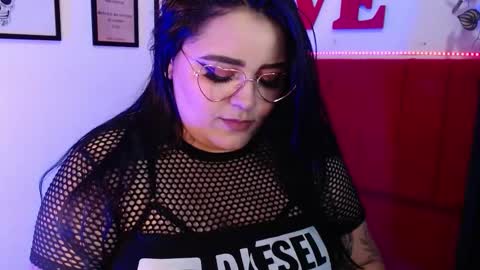 moon_sunflowers online show from February 27, 2:53 am