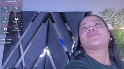 Luna  online show from February 10, 6:24 pm