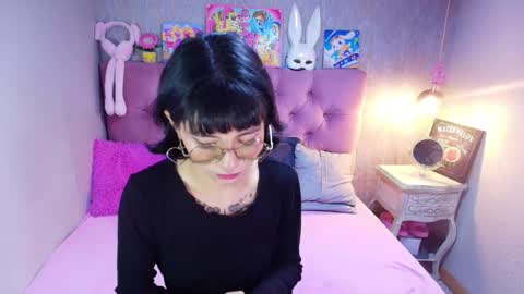 Charlotte online show from February 5, 6:55 pm