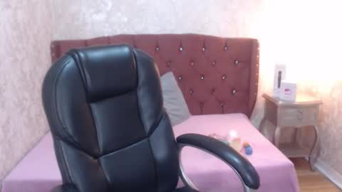 Charlotte online show from February 13, 6:05 pm