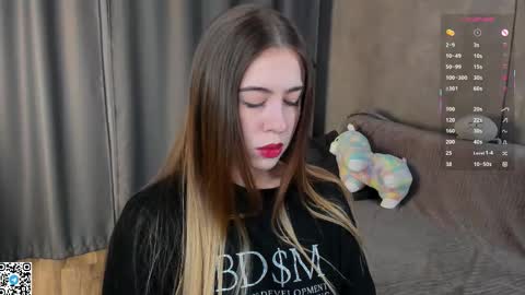 Sophia online show from December 4, 3:13 pm