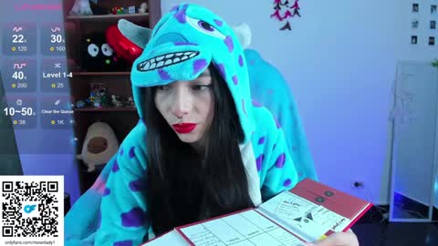 MOON  online show from January 29, 2:40 am