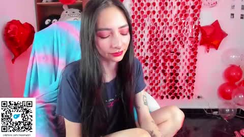 MOON  online show from February 15, 3:42 am