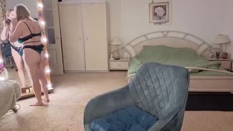 Jane online show from November 27, 5:32 am