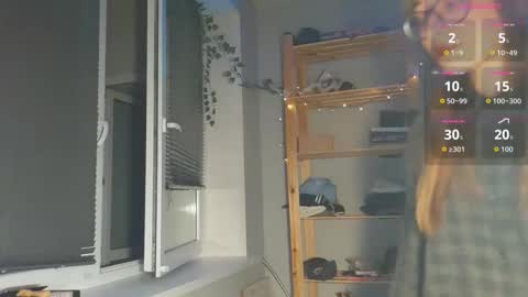 Dana online show from October 4, 8:46 pm