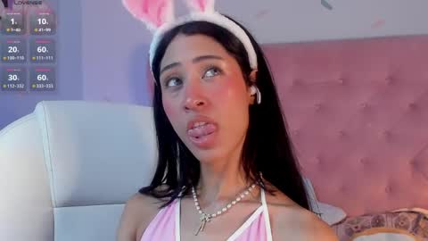 Ivy online show from April 15, 6:25 am