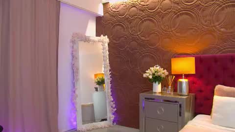 moonligt_iris online show from November 25, 6:37 am