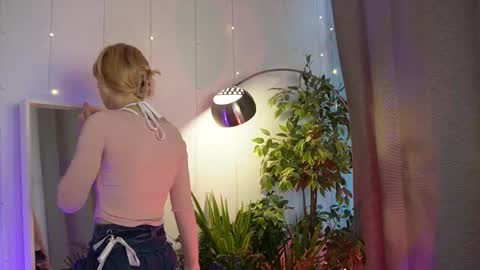 Asuna online show from March 7, 3:08 pm