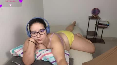 Moon Woman online show from February 15, 4:26 am