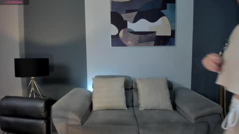 Morgan Hicks online show from February 7, 6:45 pm