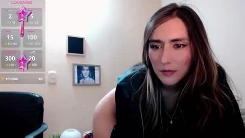 Moriah online show from December 16, 7:00 pm