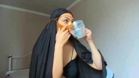 Medina online show from May 4, 8:40 am