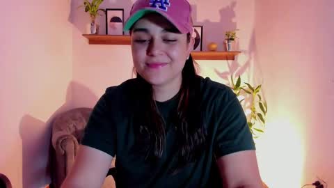 Laura online show from February 17, 2:31 am