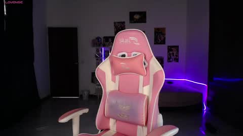 Manuela3 online show from February 13, 7:42 pm