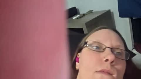 melissa online show from December 16, 6:52 am