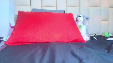 FERNANDA 3 online show from February 24, 3:16 am