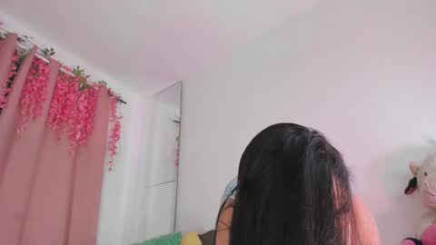 Chloe new account online show from November 8, 4:06 am