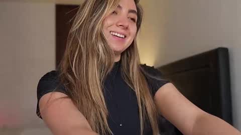 Sophie  online show from February 20, 7:15 pm