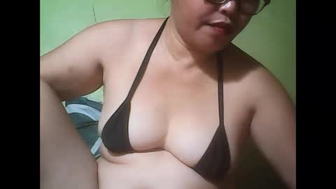 muffy_bunny online show from September 19, 11:04 pm