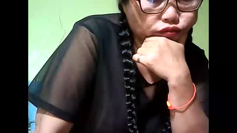 muffy_bunny online show from February 5, 9:56 am