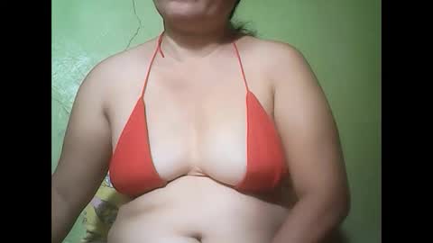 muffy_bunny online show from February 14, 9:10 pm