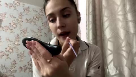 May online show from February 3, 6:40 am