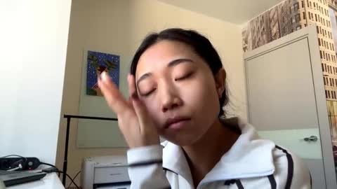 Mia online show from February 12, 3:41 am