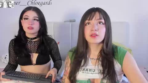 kimi- independent model online show from September 28, 9:20 pm