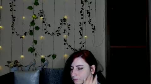 Jeneva online show from February 7, 7:29 pm