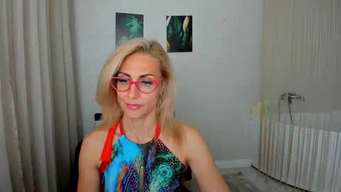 Diana online show from July 8, 11:34 am
