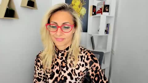 Diana online show from September 10, 11:32 am